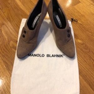 Manolo Blahnik Suede Bootie Beige/Tan IT 38.5